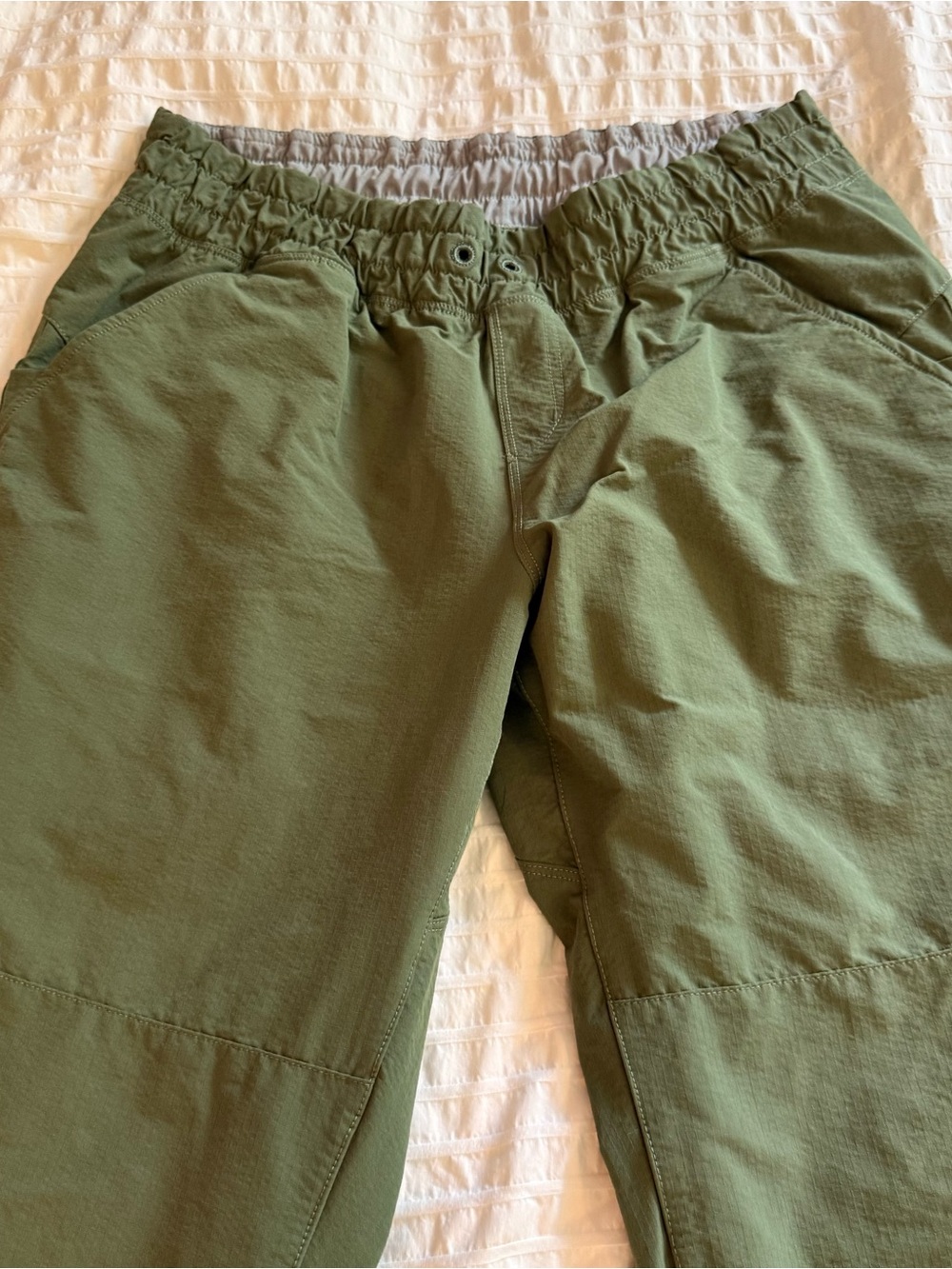 MEC Wanderwall Olive Green Elastic Waist Utility Pants